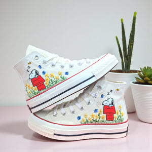 Converse Snoopy Embroidered High-Top Shoes