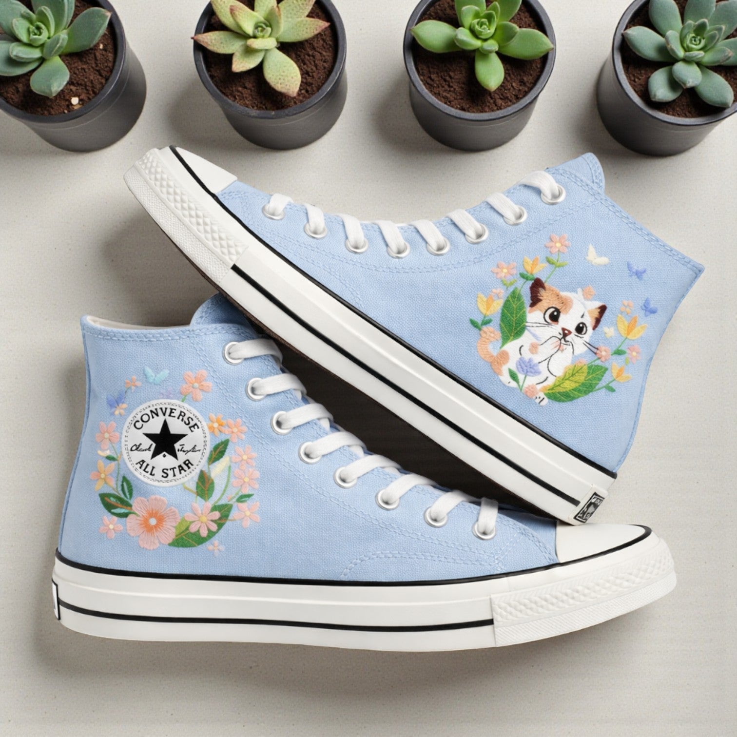 Converse Hand-Embroidered Cat High-Top Shoes for Unique Style