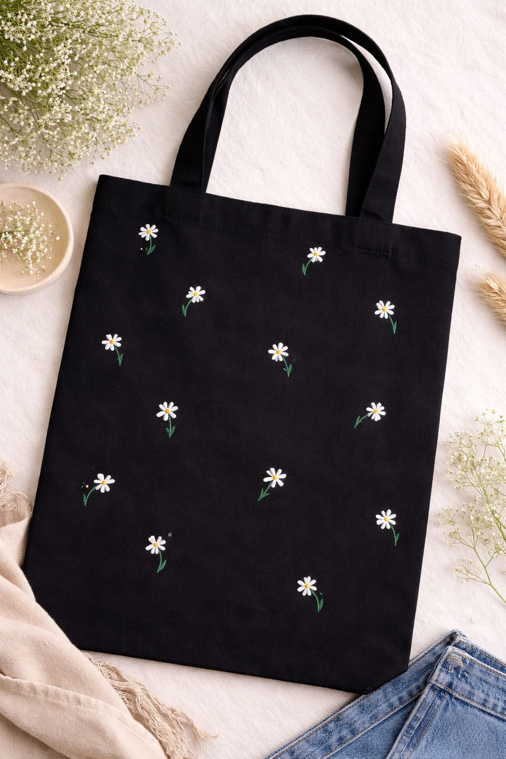 Daisy Tote - Hand-Stitched Floral Design