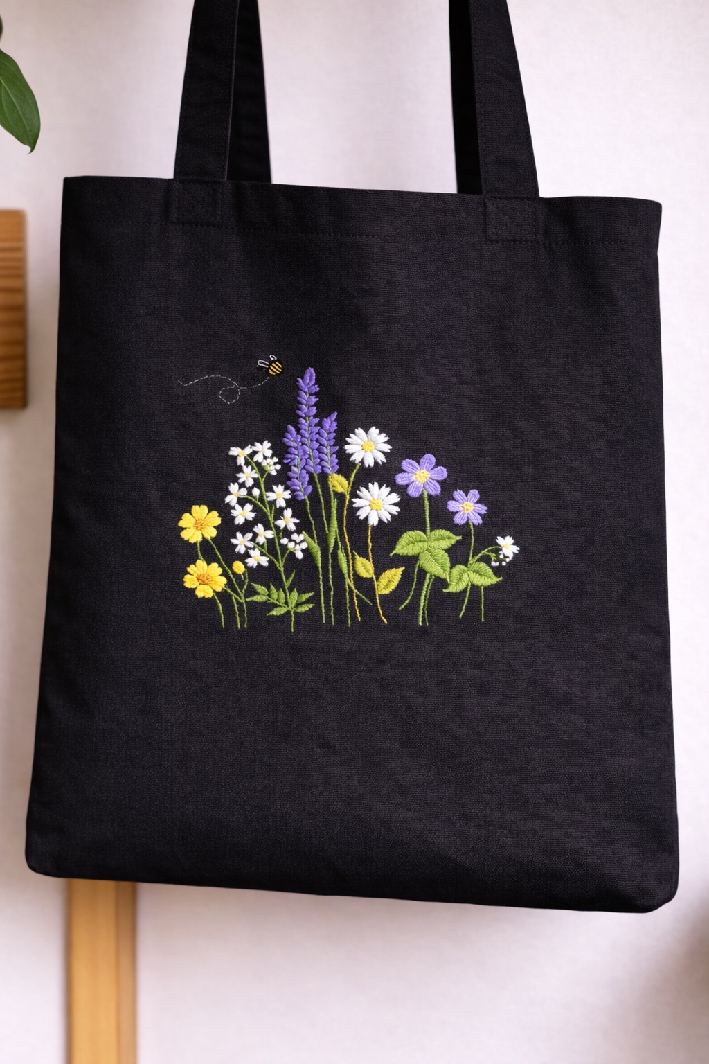 Tote Bag Flowers - Hand-Stitched Design